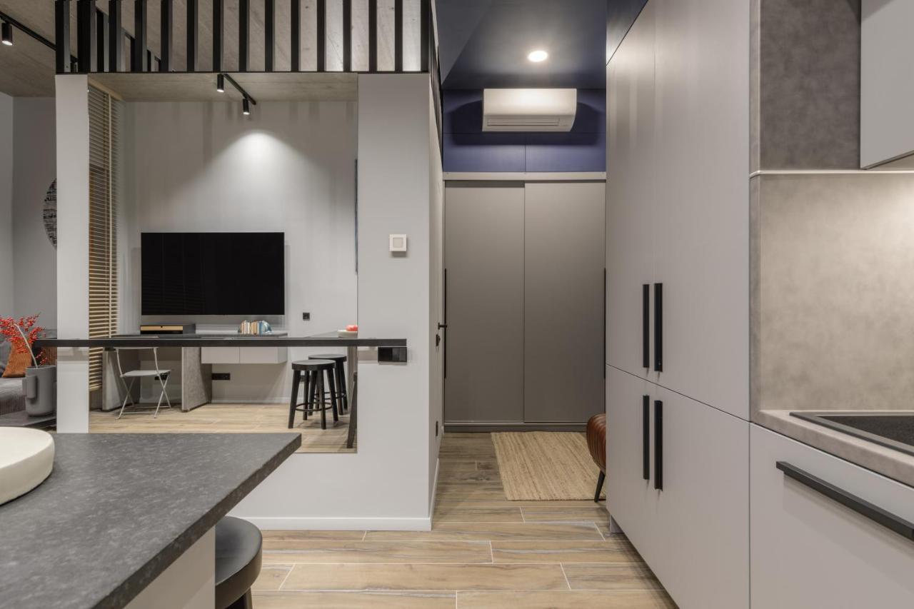 Ivis House Modern Apartment In Vilnius Old Town With Balcony المظهر الخارجي الصورة