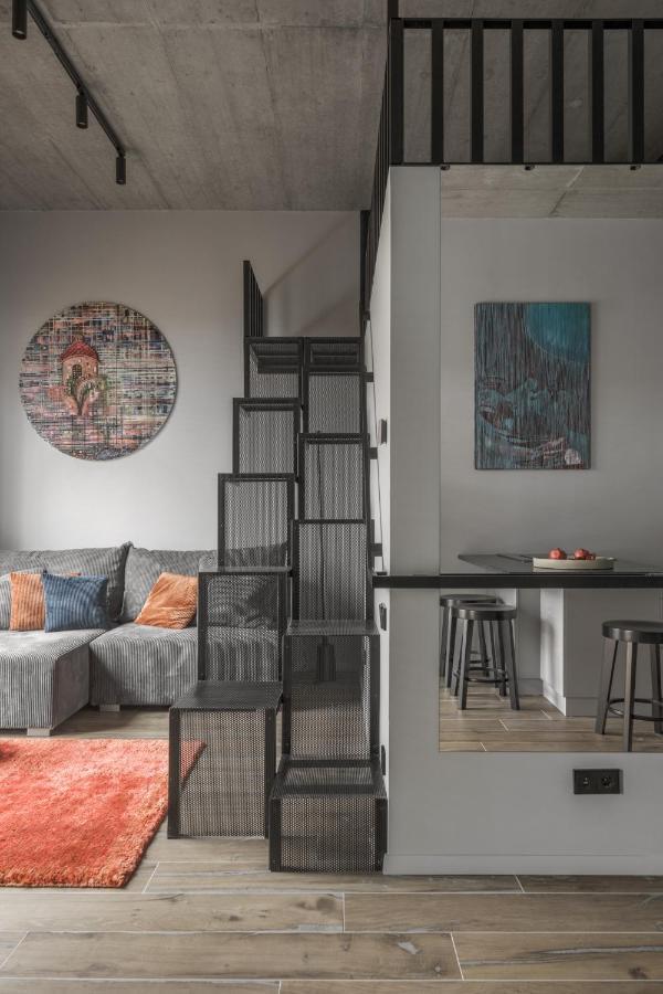 Ivis House Modern Apartment In Vilnius Old Town With Balcony المظهر الخارجي الصورة