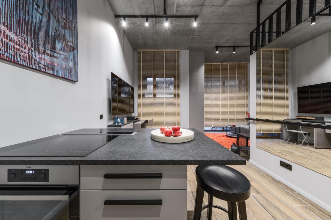 Ivis House Modern Apartment In Vilnius Old Town With Balcony المظهر الخارجي الصورة