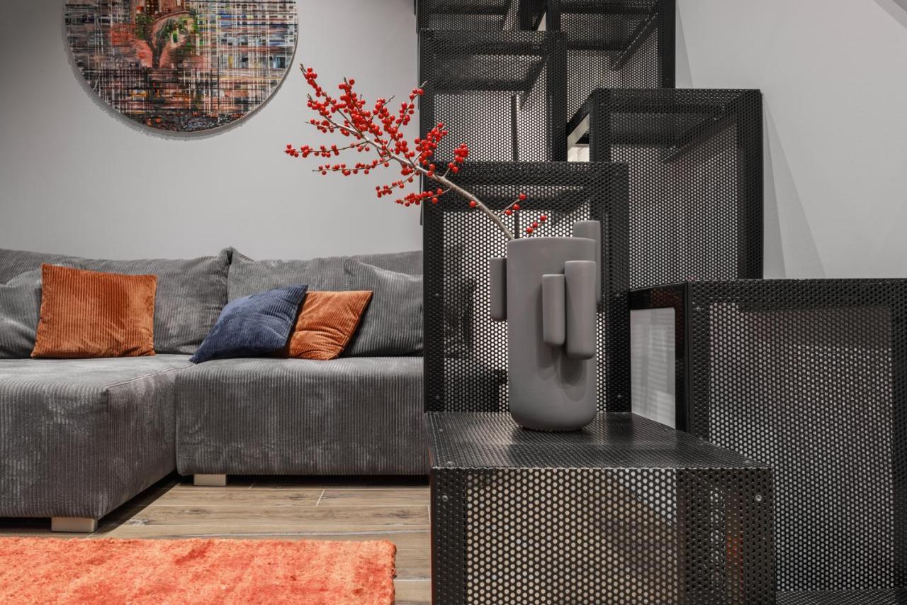 Ivis House Modern Apartment In Vilnius Old Town With Balcony المظهر الخارجي الصورة