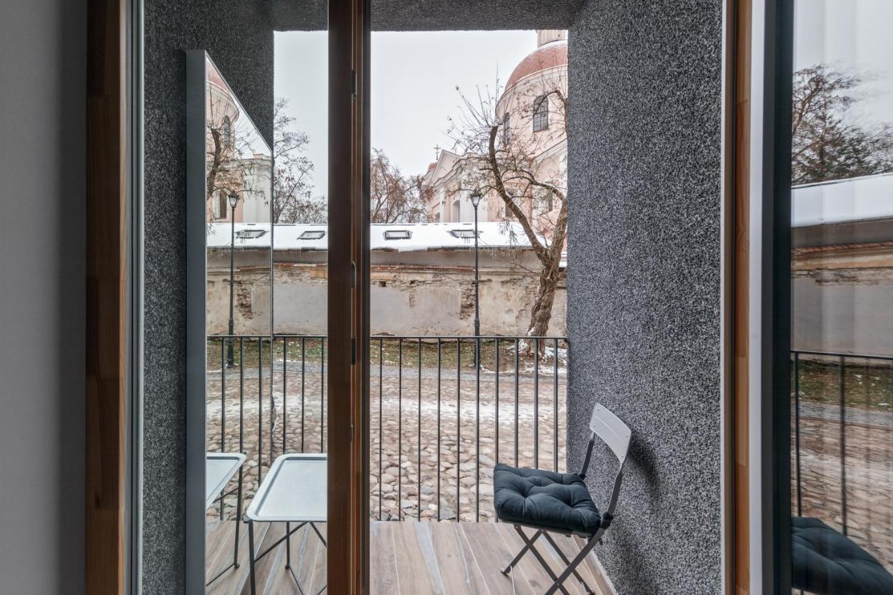 Ivis House Modern Apartment In Vilnius Old Town With Balcony المظهر الخارجي الصورة